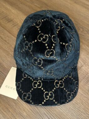 Gucci Double GG Logo Sapphire Blue Gold Velvet Baseball Cap Hat